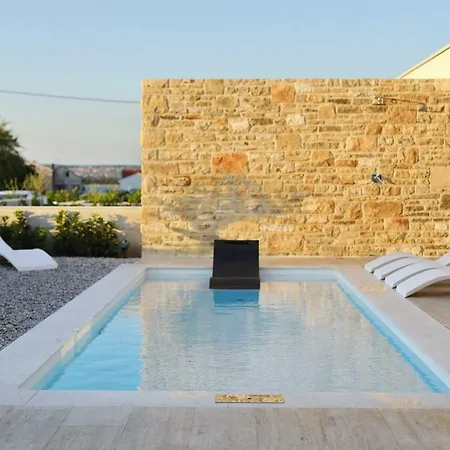 Lea - Home4you Villa *