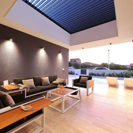 Lea - Home4you Villa